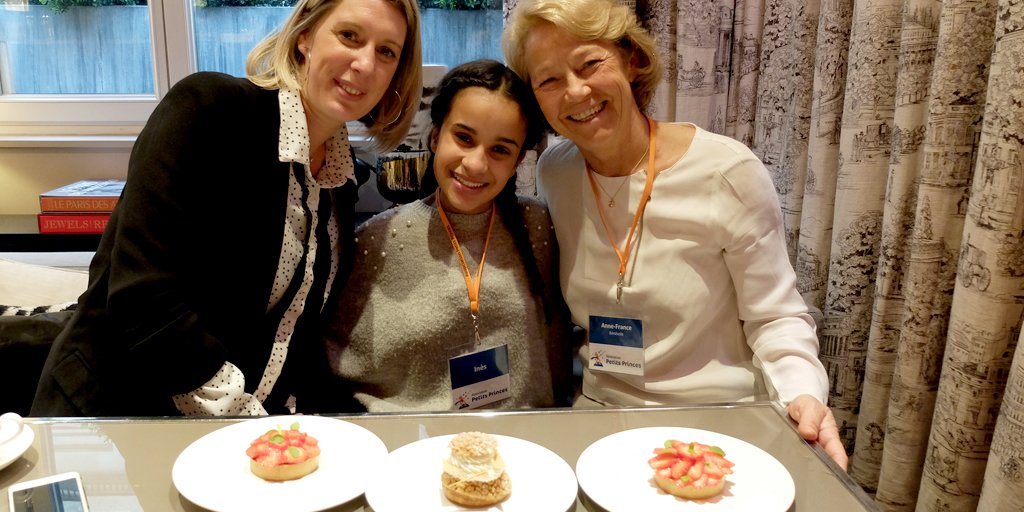 🍰Inès #rêve de découvrir les astuces des grands pâtissiers ! Direction le @ghpalaisroyal pour rencontrer Marie, cheffe pâtissière ! 😊
➡️Découvrez son rêve, filmé par <a href="/France3Paris/">France 3 Paris/Ile-de-France</a>, pour l'émission "Ensemble c'est mieux". Merci pour ce beau reportage !👏
youtube.com/watch?v=XV08Vk…