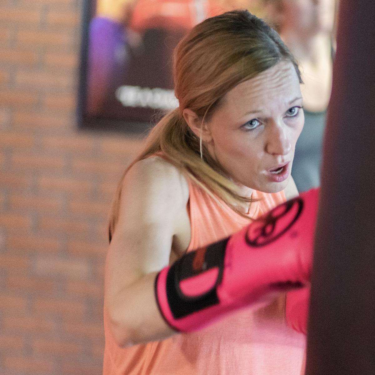 9RHoustonEaDo's tweet photo. Starve your distractions. Feed your focus. 🥊

#9Round #StrongerIn30 #9RoundNation #Fitness #Fitspo#Workout #Motivation https://t.co/hHLy723Zdd