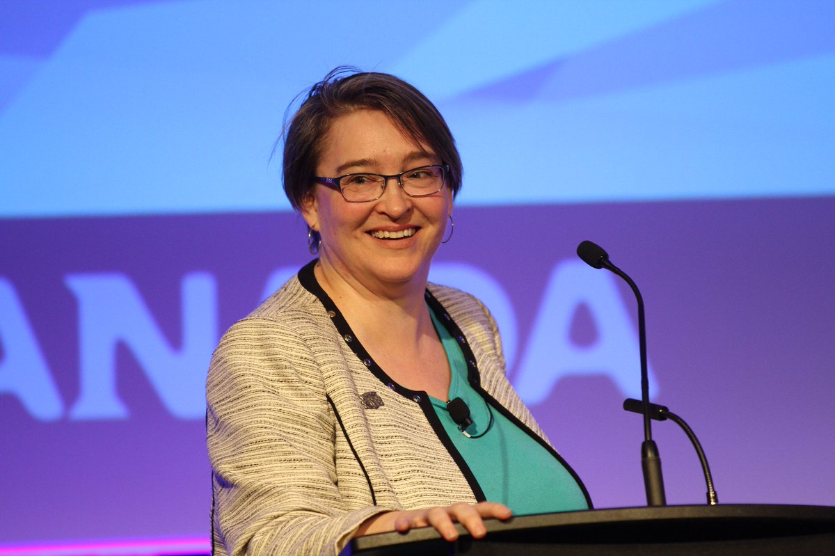 UFCWCanada's tweet photo. NOW at The Great Debate: The topic of carbon pricing and how we can transition our legacy energy sectors into new greener ways to protect our environment. #UFCWPAC #cdnplli #canlab https://t.co/fJuhuh2HCy
