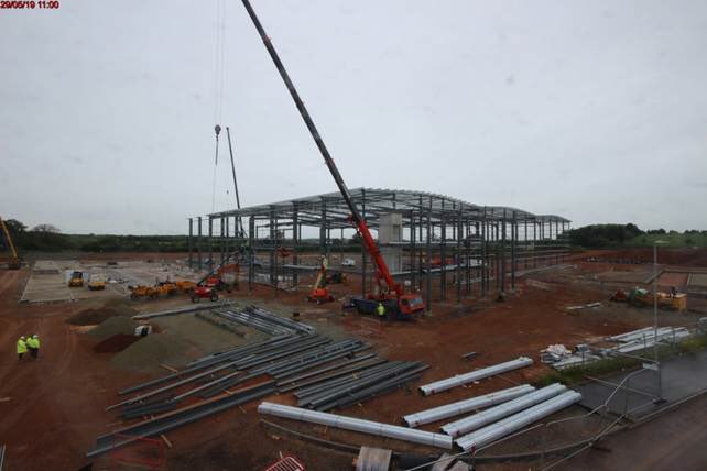 Steelwork progressing despite the 🌧 at worcester6.co.uk for @stofordltd &amp; @KohlerUK 
#loveconstruction