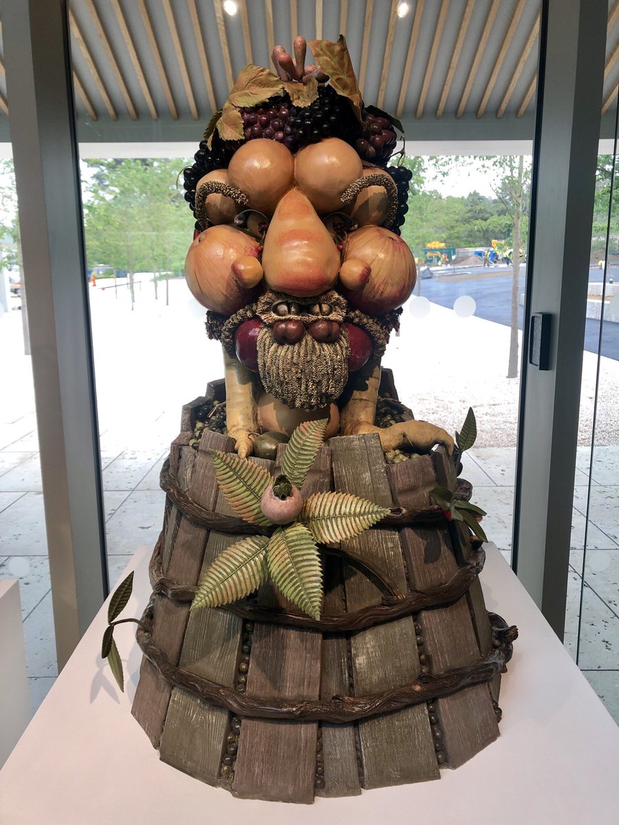 Matthew_Pottage's tweet image. To celebrate the opening of the new welcome building @RHSWisley on June 10 we have a sculpture exhibition throughout the garden featuring Henry Moore, Lynn Chadwick, Henry Bruce to name a few, including this fabulous foursome by Philip Haas 🥦🍐🍎🥕