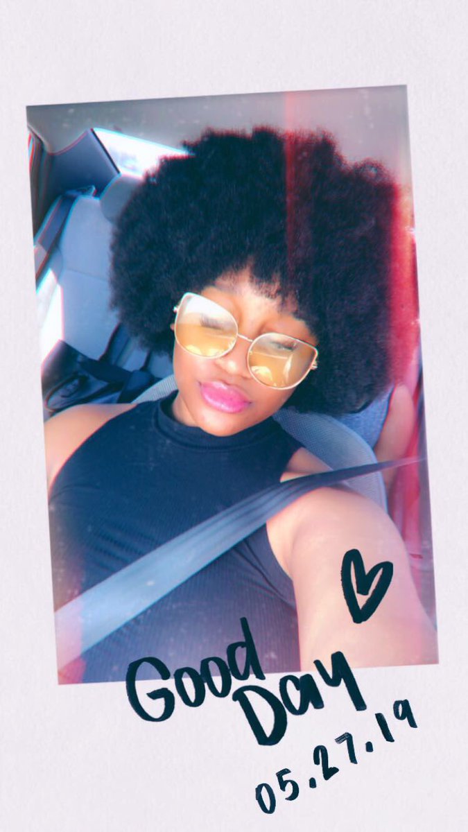 skyeivee's tweet photo. Am I #frogoals yet #afrogoals #afro #NaturalHairTwitter https://t.co/UYTFmXf5Ba