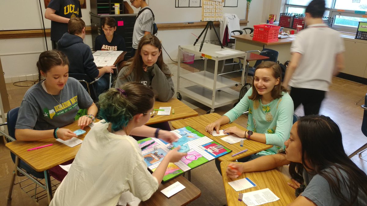 mskelleyteaches's tweet photo. Finishing up 2 wonderful years with this crew by playing their incredible American History board games. https://t.co/7A9koV2yAS