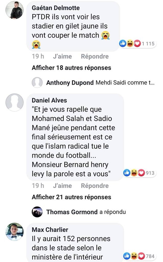 TopDesTwittos's tweet photo. Pendant ce temps sur Facebook https://t.co/V7ncDy8EXP