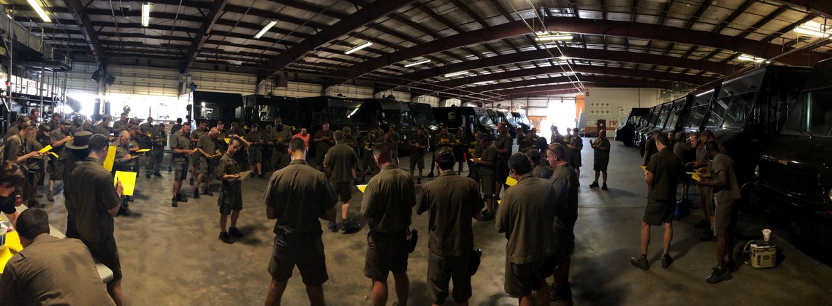 KevinMoorer's tweet photo. ⁦@MidSouthUPSers⁩ #Pensacola getting their tier 3 safety training on. #safety1st #20ftrule #3250 https://t.co/H9x6uSJ7JP