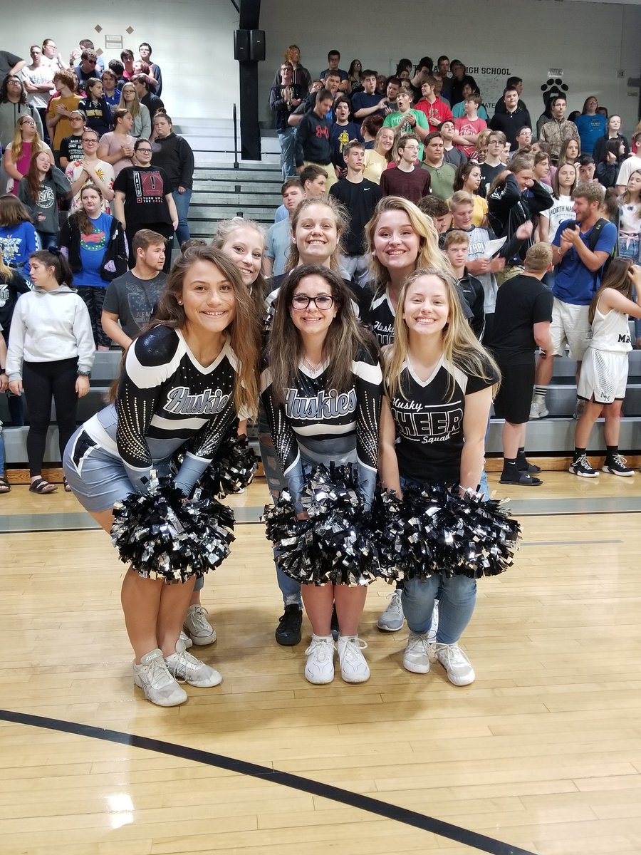 NM_HuskyCheer's tweet photo. Step up day is underway! #nmcheer https://t.co/Zr80OTrAmn