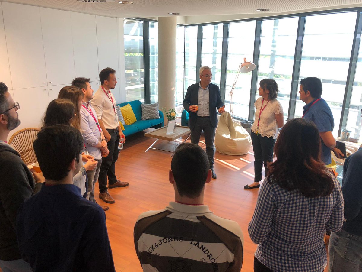 AndreasGreis's tweet photo. Another highlight on my Spanish visit was the time together with our #youngprofessionals. They are all eager to share, innovate, collaborate and proud to be part of the #Magentacommunity. Keep it up, stay #engaged, #bepassionate and #betheunexpected @TSystems_Iberia https://t.co/UNPenUhnD1