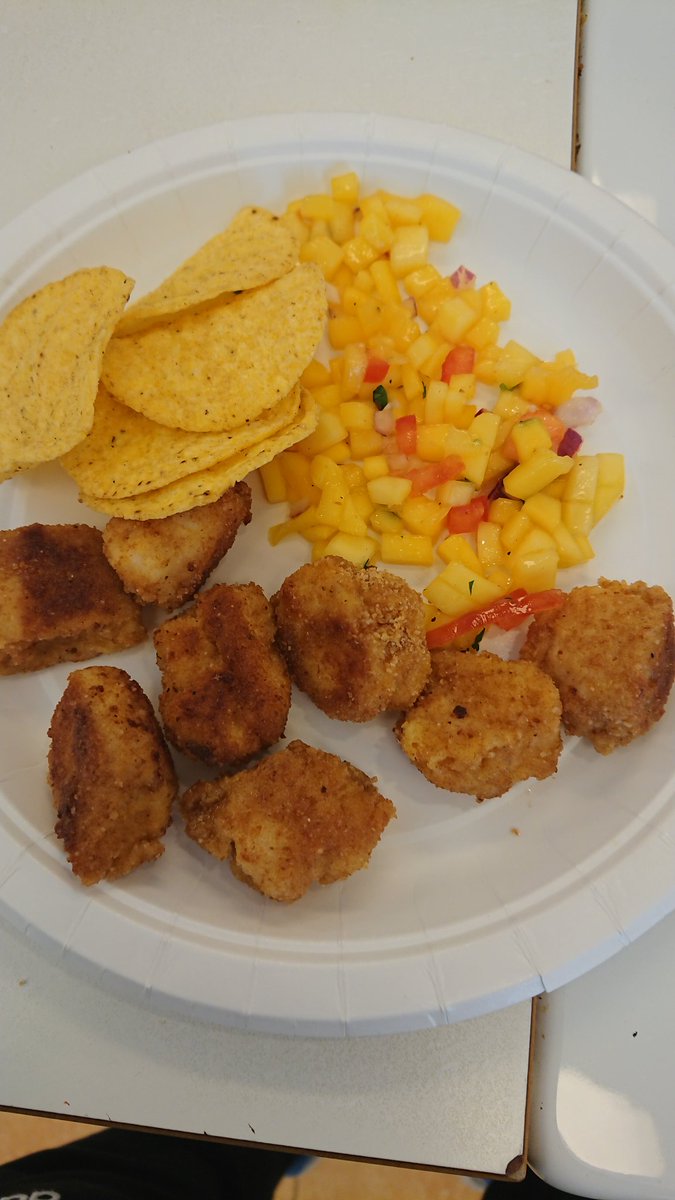 Panert torsk og mangosalsa på klubben i dag! 🐡