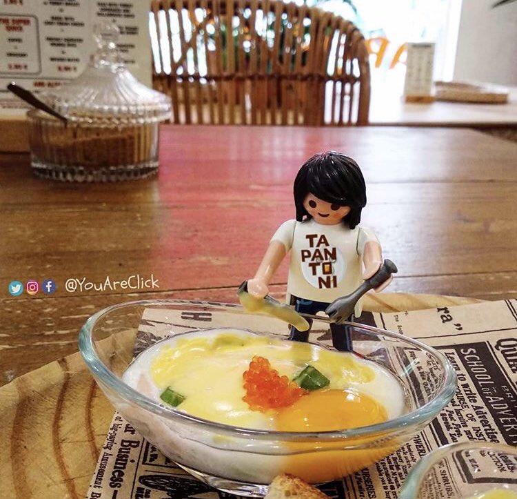 CubaDeJaneiro's tweet photo. 724 gracias a todos los que vinisteis a buscar vuestra tapa de huevos de codorniz con huevas de pez volador. Os esperamos de nuevo en la próxima edición de @tapantoni 😊 Y mil gracias también a @youareclick por la foto 👏🏻 https://t.co/Lk9kJHjuLq