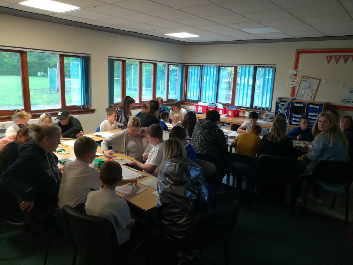MrsS_VPS's tweet photo. Many thanks to all of the parents in P5 &amp; P6 who attended our parents maths workshop on Monday. It was great to see you being shown about Place Value counters, Base 10 and the Bar Model method. Well done children! Remember to try https://t.co/06RgTaxekw at home. https://t.co/tBUlgn0p9o