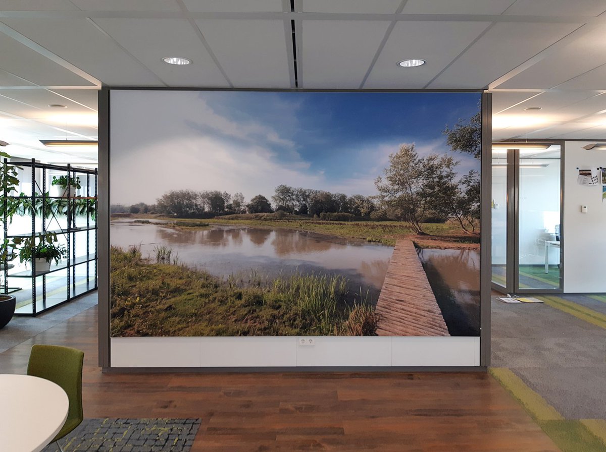 Quaform's tweet photo. Enige tijd geleden hebben wij de aankleding van de bedrijfsruimte van @btladvies in ‘s-Hertogenbosch van mooie visual mogen voorzien.

#sign #signing #signmaker #glasfolie #crystalfolie #wandprint #wandbekleding #textielframe #peesdoek #interieursigning #kantoordecoratie #visuals https://t.co/VNwVEdk5yU
