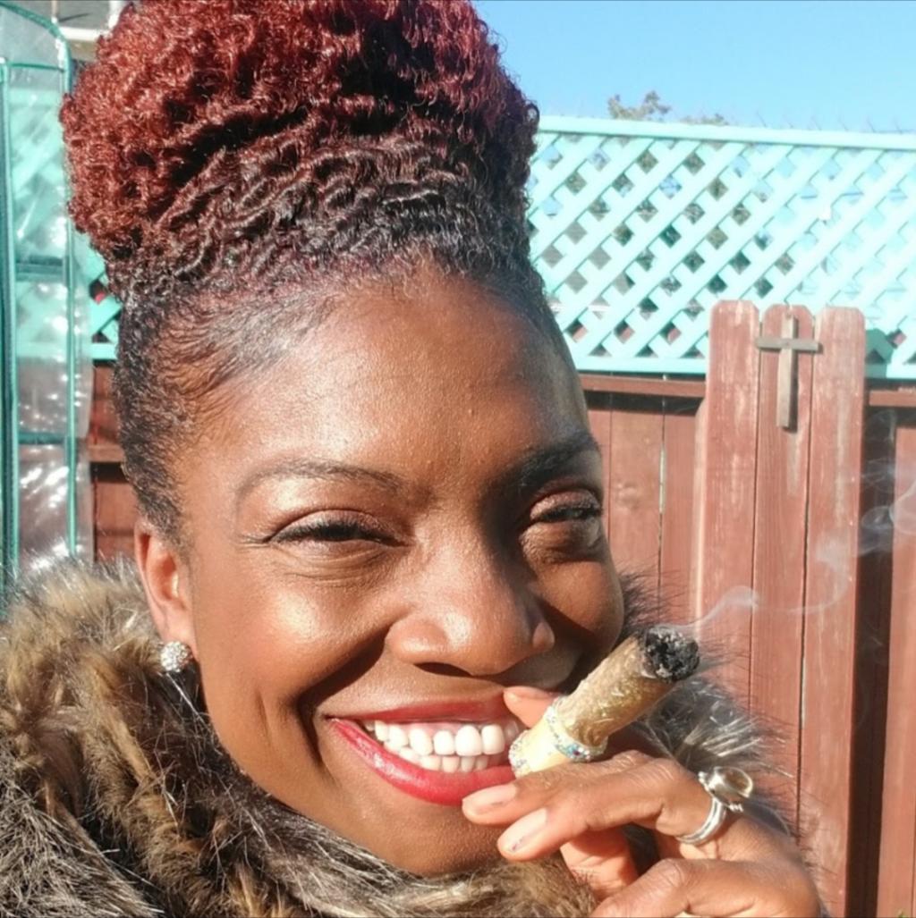 DaUrleeByrd's tweet photo. #WCW-The Dank Duchess https://t.co/T5egncN0Ss https://t.co/aOwFGXOdxS