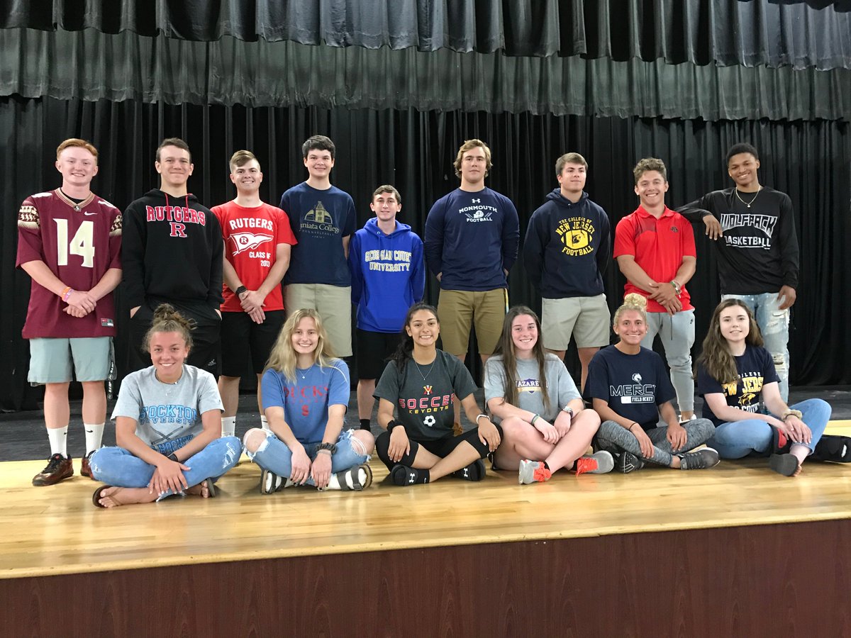 BTHS_SPORTS's tweet photo. BRICK TWP. HIGH SCHOOL FUTURE COLLEGIATE ATHLETES
A group of our proud senior DRAGONS who have committed to play sports at the next level. 
The Dragon Family wishes all of you Great Success in your sport!
"Success is What you Make of it" Go Get It!!! https://t.co/KP8ozyrkUi