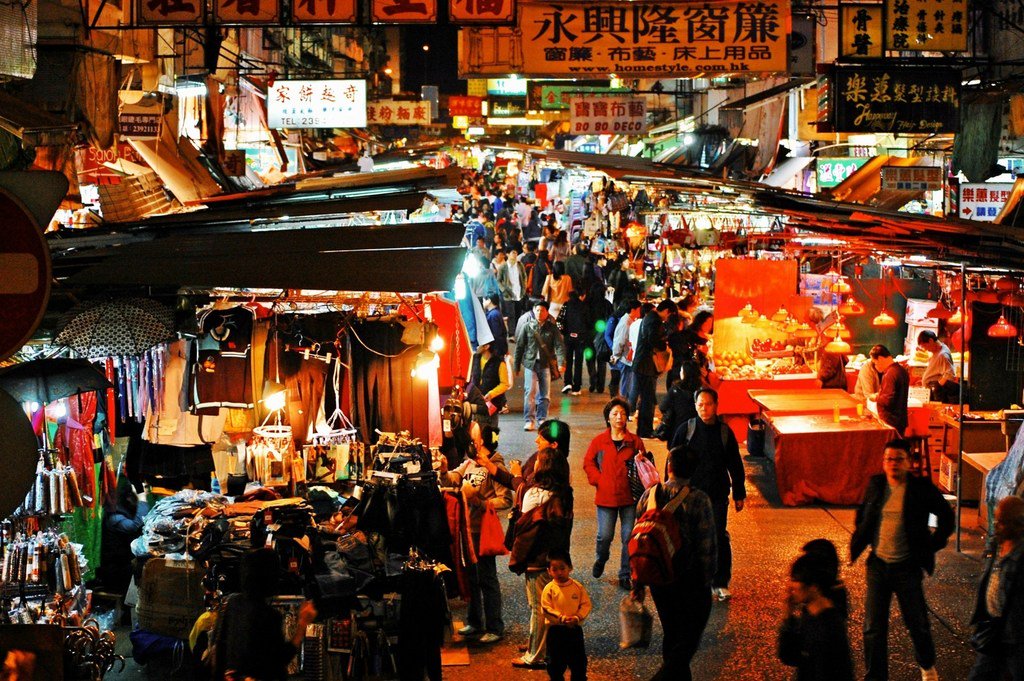 mintlinkreview's tweet photo. Alibaba weighs $20 billion Hong Kong listing https://t.co/foA595C2P1 https://t.co/GbbOsYocfU