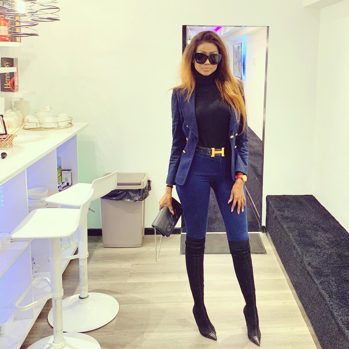 barbiliscious's tweet photo. Days like this..... #bosslady #getthatpapergang https://t.co/SLn9vOV92H