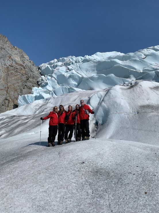 McCabeWorldTvl's tweet photo. Cruising through Alaska isn't your only option. Why not explore on land for a completely different experience? Clients of Jessica Griscavage take advantage of adventure for the whole family! Smiles all around. 😁 Call our office or your McCabe World Travel Advisor for more info! https://t.co/uNGOoijqkO