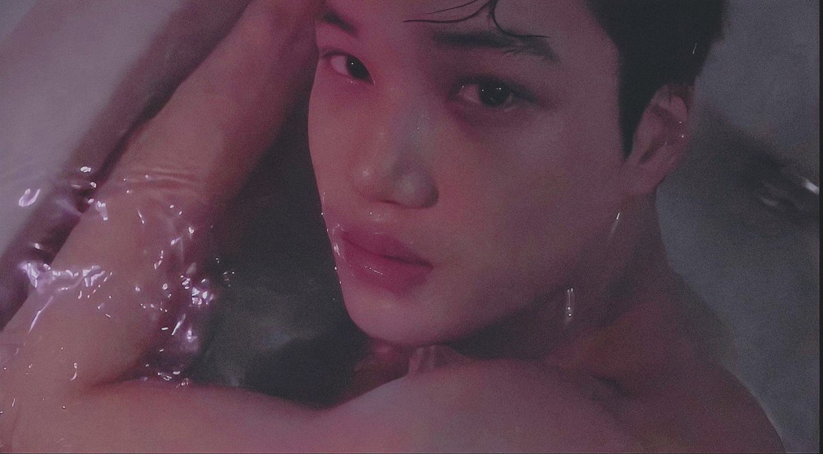 jongae0114's tweet photo. 아 진짜 어떡하지 보정하니까 나 진짜 환장하네... 뭔지는 몰라도 내가 잘못했어 종인아....... 미안해... 내가 나쁜사람이야....ㅠ https://t.co/ZbNp4PIsHO