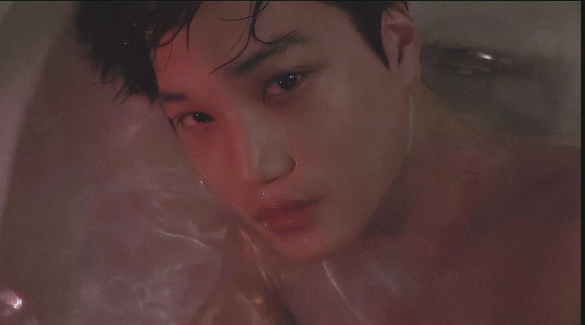 jongae0114's tweet photo. 아 진짜 어떡하지 보정하니까 나 진짜 환장하네... 뭔지는 몰라도 내가 잘못했어 종인아....... 미안해... 내가 나쁜사람이야....ㅠ https://t.co/ZbNp4PIsHO