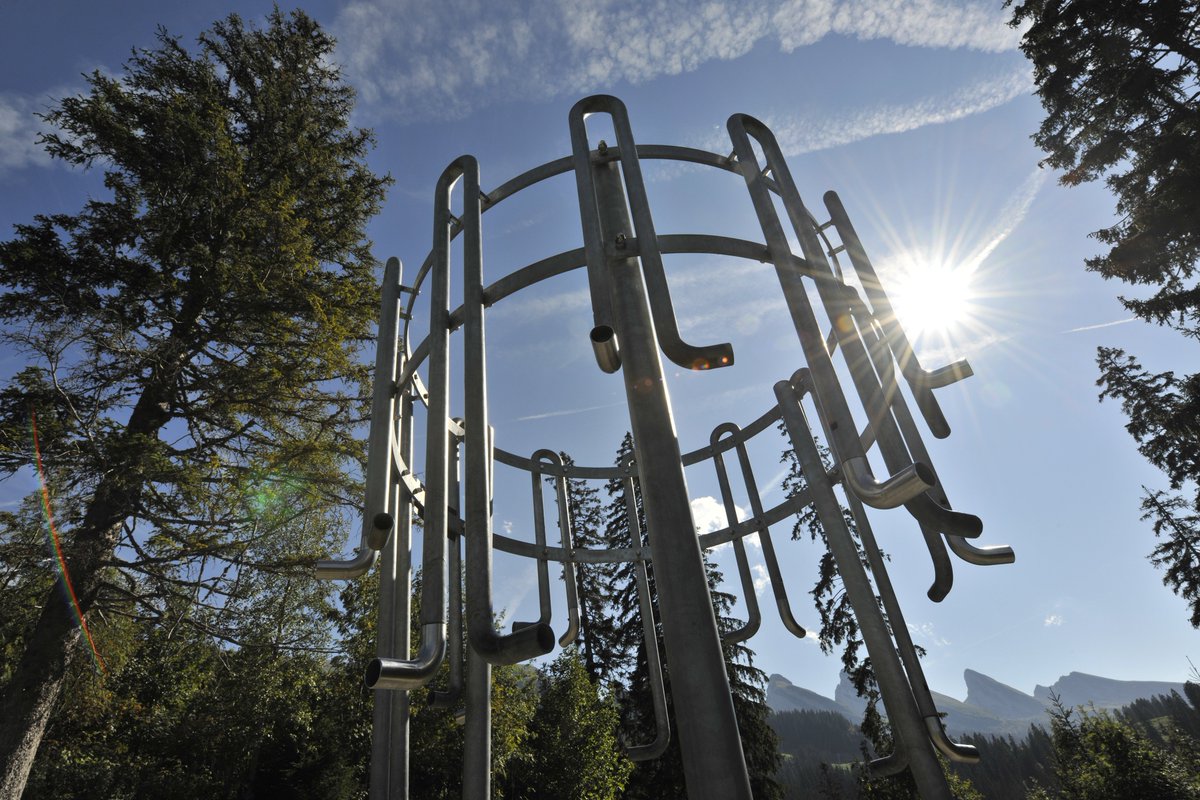 Ab dem 30. Mai 2019 ist der #Klangweg zwischen dem #Oberdorf und der Alp #Sellamatt wieder täglich geöffnet und 27 Klanginstallationen freuen sich darauf,  entdeckt und bespielt zu werden. bit.ly/2JL9Jtw
#toggenburg