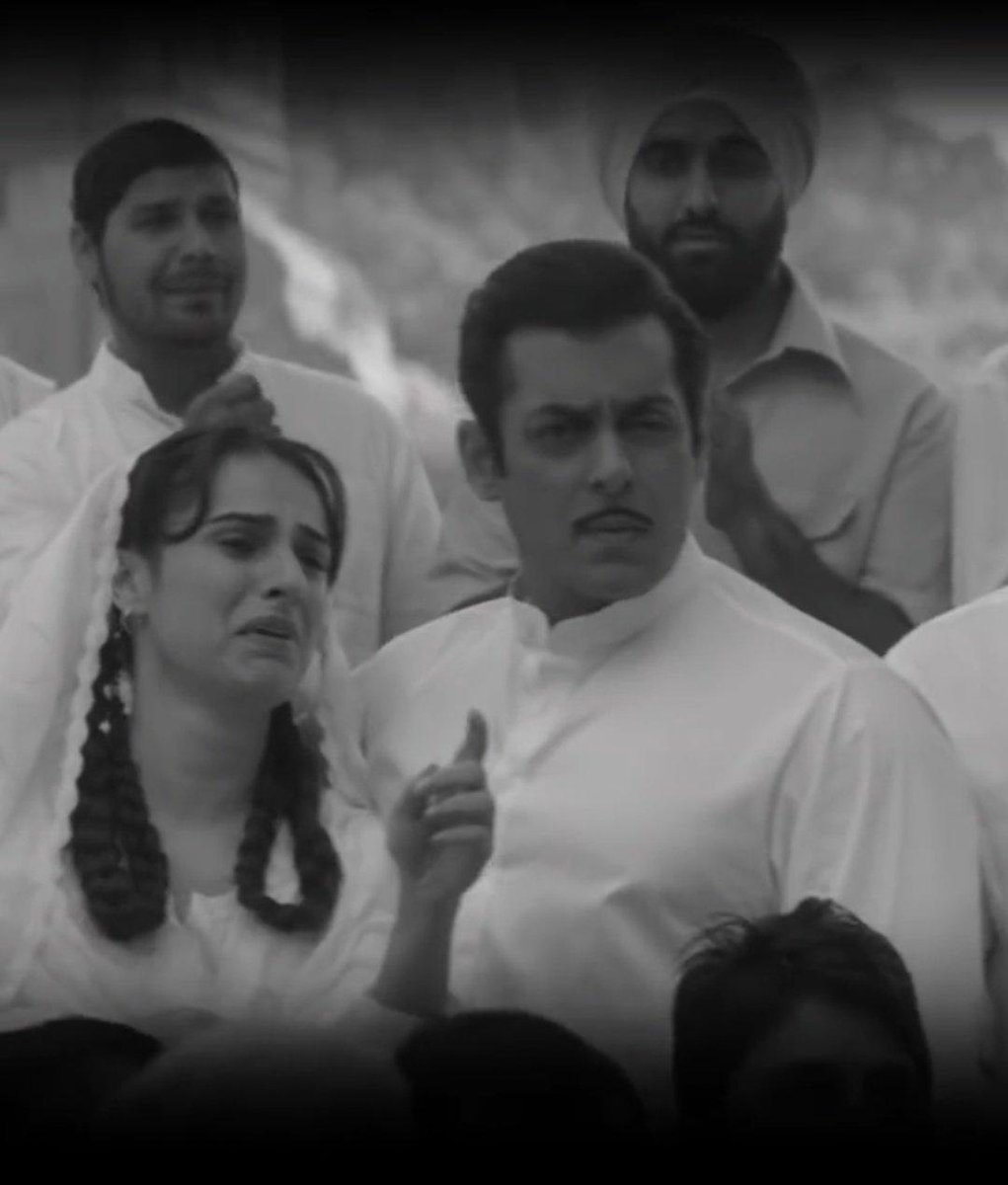 BeingPremForver's tweet photo. #1WeekToBHARAT
@BeingSalmanKhan https://t.co/8Jhk3qHzcQ