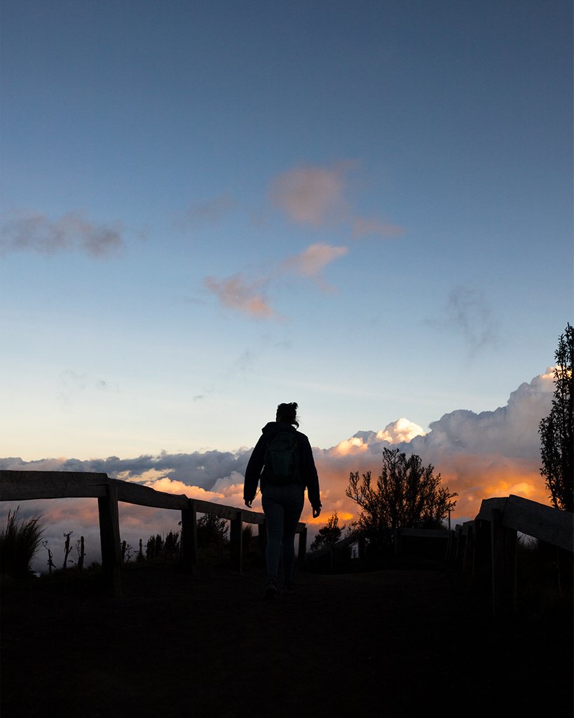 Sunset walk at 12,943 feet // Caminata al atardecer a 3,945 metros.
-
#sunset_pics #ecuadortravel #ecuadortravel_ig #discoverecuador #turismoecuador #travelecuador