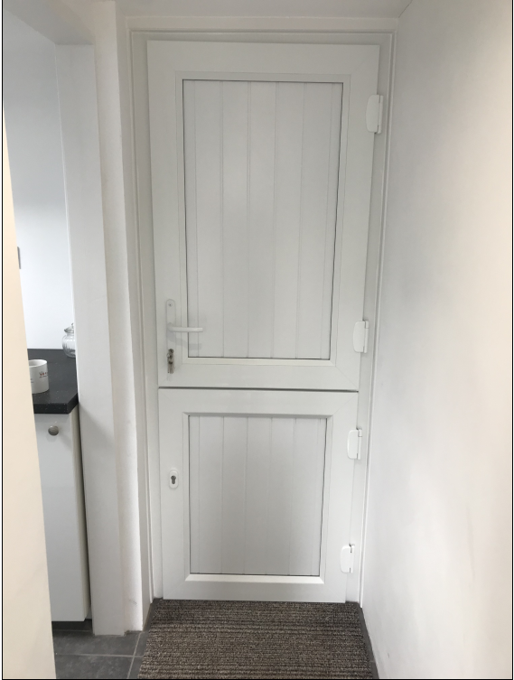 A stable door fitted this week, just in time for summer. Let some fresh air in without letting the children and pets escape!