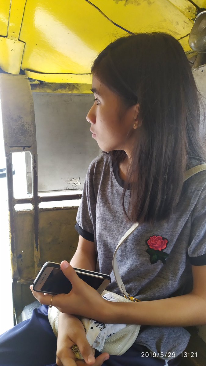 lore_renzz's tweet photo. after 3 years of LDR she finally experiences Quezon City for the first time... proof that LDR has the biggest payoffs: https://t.co/g7kRXIjHNa