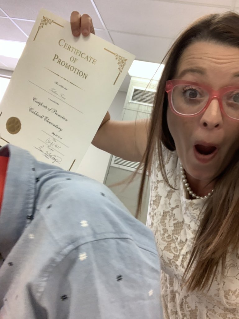 Mrs. Thompson tweet media