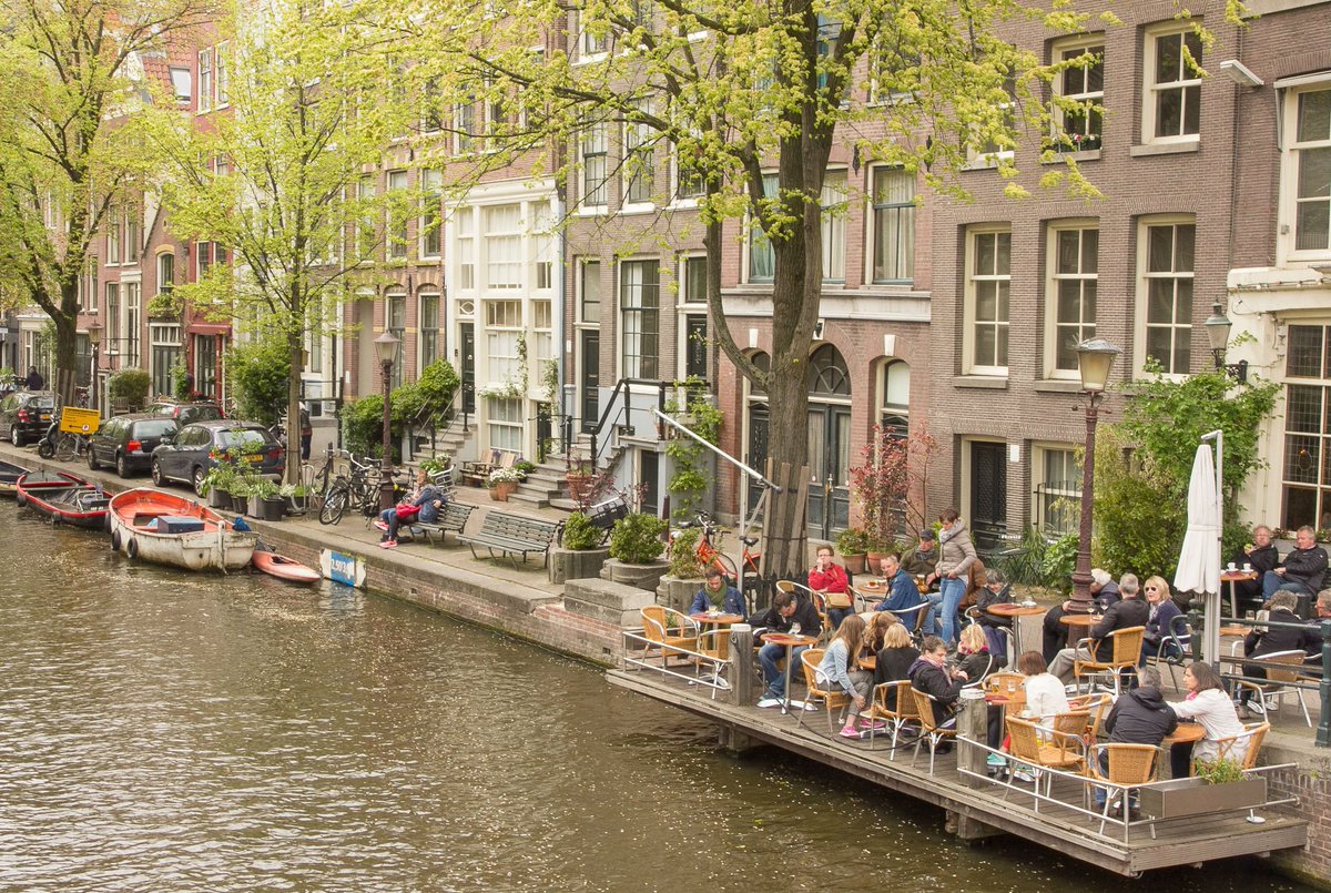 I amsterdam tweet media