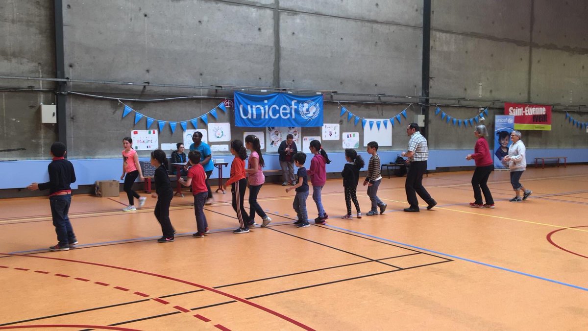 UNICEF_france tweet picture