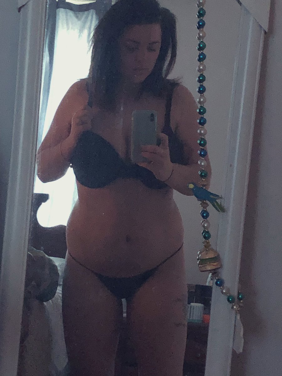 SouthernXposur's tweet photo. Wow. I’m hot. Look at me. Look at my body.
✨
My curves have you hypnotized🌀
You can’t look away🌀
You’re in awe🌀
You’re drooling🌀
You’re trapped🌀
Send🌀
Send🌀
Send🌀
✨
✨
Good boy🐶
#findom #curvydomme #sendsubmitserve #devoteyourself https://t.co/JwJDbpLMai