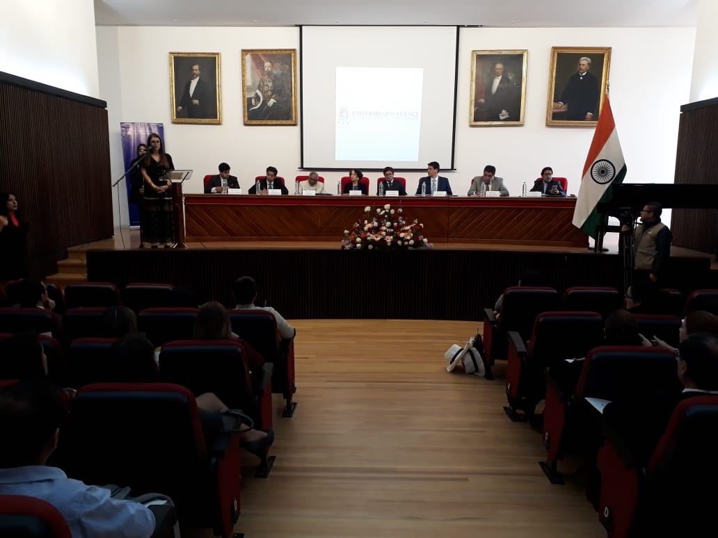 udecuenca's tweet photo. #EventosUCuenca
Hoy se inauguró el I Congreso Internacional de #DerechosHumanos
Un evento trascendental que permite contribuir con la construcción de una sociedad equitativa y segura.
Varias autoridades de la ciudad y la institución participaron del acto inaugural. https://t.co/PMAurJCzeH