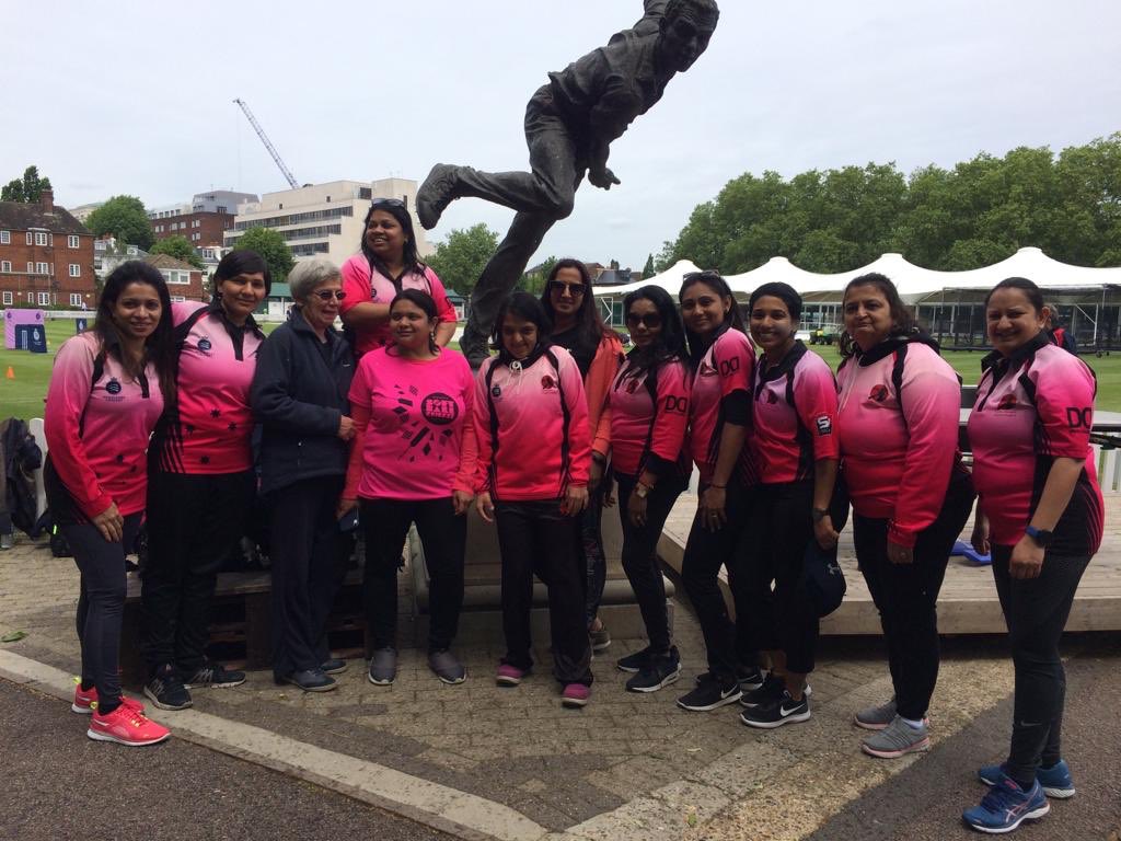 HarrowWCP's tweet photo. Fantastic afternoon @HomeOfCricket Thanks @MiddlesexCB 🏏😁🙌 #WomensCricket #SoftballFestival #thisgirlcan https://t.co/xq04bG0pGh