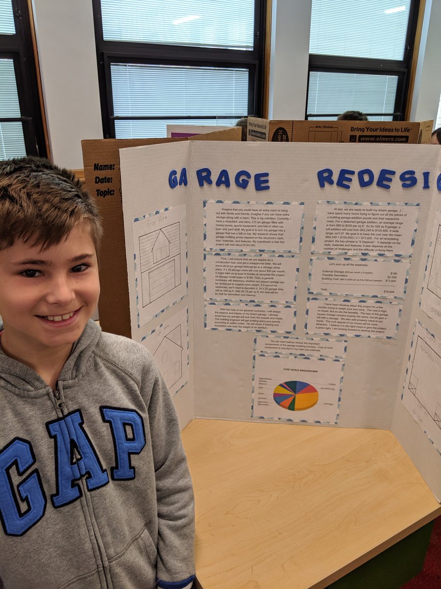 RooseveltD64's tweet photo. Thinking mathematics at the Math Fair. Thanks Mrs. Park!  #D64smiles. #engaged64 https://t.co/e4bmIK9hyF
