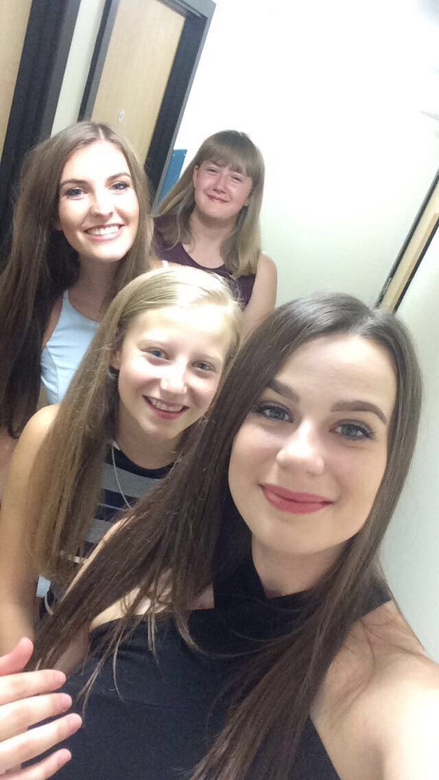 MissBrigg's tweet photo. I can’t believe my three years of university have come to an end. So much has happened in this time. Thanks for providing me with so many different experiences! @YSJPrimary https://t.co/qDMtMqVudt