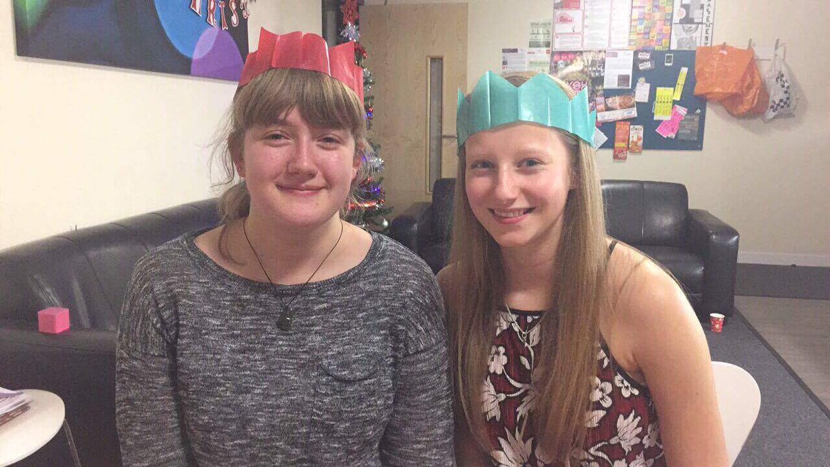 MissBrigg's tweet photo. I can’t believe my three years of university have come to an end. So much has happened in this time. Thanks for providing me with so many different experiences! @YSJPrimary https://t.co/qDMtMqVudt
