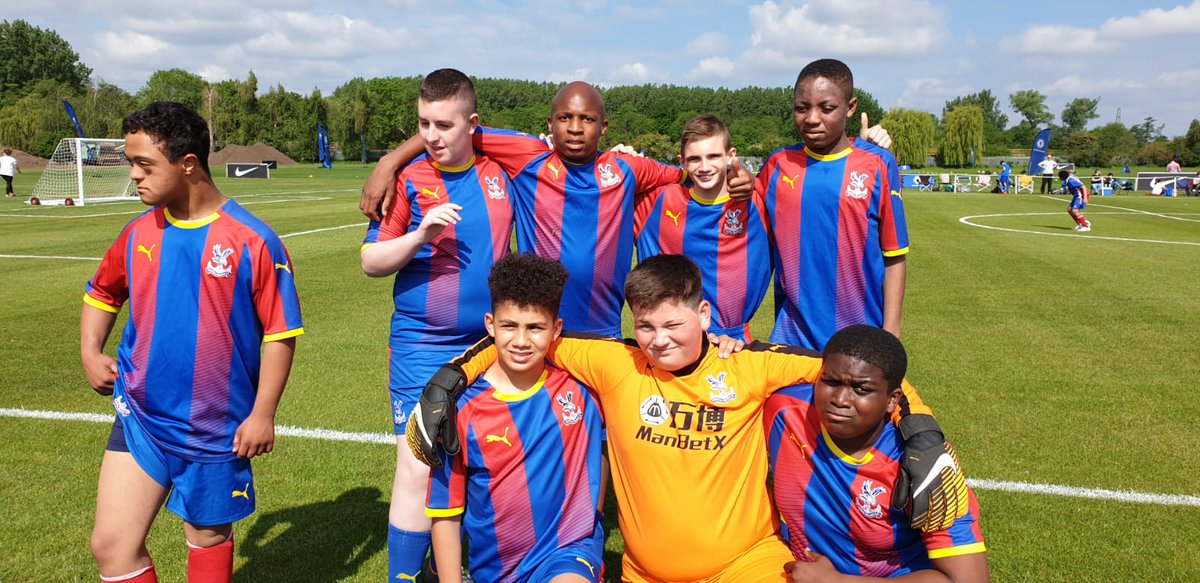 Palace for Life (@palaceforlife) on Twitter photo James made a star turn as GK at a recent pan-disability tournament <a href="/CFCFoundation/">Chelsea Foundation</a>! 👐
"He's been struggling with confidence and anxiety, this will help him to believe in himself more!" - James' Mum
Read more 👉 palaceforlife.org/news/disabilit… James made a star turn as GK at a recent pan-disability tournament <a href="/CFCFoundation/">Chelsea Foundation</a>! 👐
"He's been struggling with confidence and anxiety, this will help him to believe in himself more!" - James' Mum
Read more 👉 palaceforlife.org/news/disabilit…