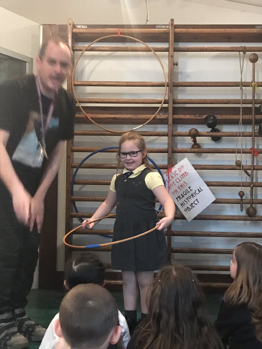 primary2QB's tweet photo. We had a fantastic visit to the #scotlandstreetmuseum this afternoon to explore old toys and games! Thanks for showing us around Oliver @GlasgowMuseums 🎲🧩🧸⚽️🥏 https://t.co/9q9ExOELRt
