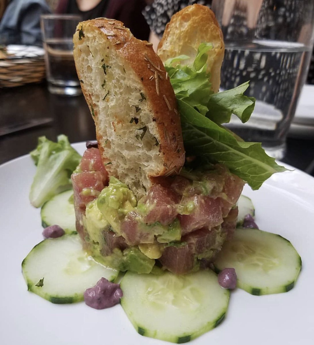 Gallirestaurant's tweet photo. tuna tartare lookin mighty fresh https://t.co/8eKI7qkaMt