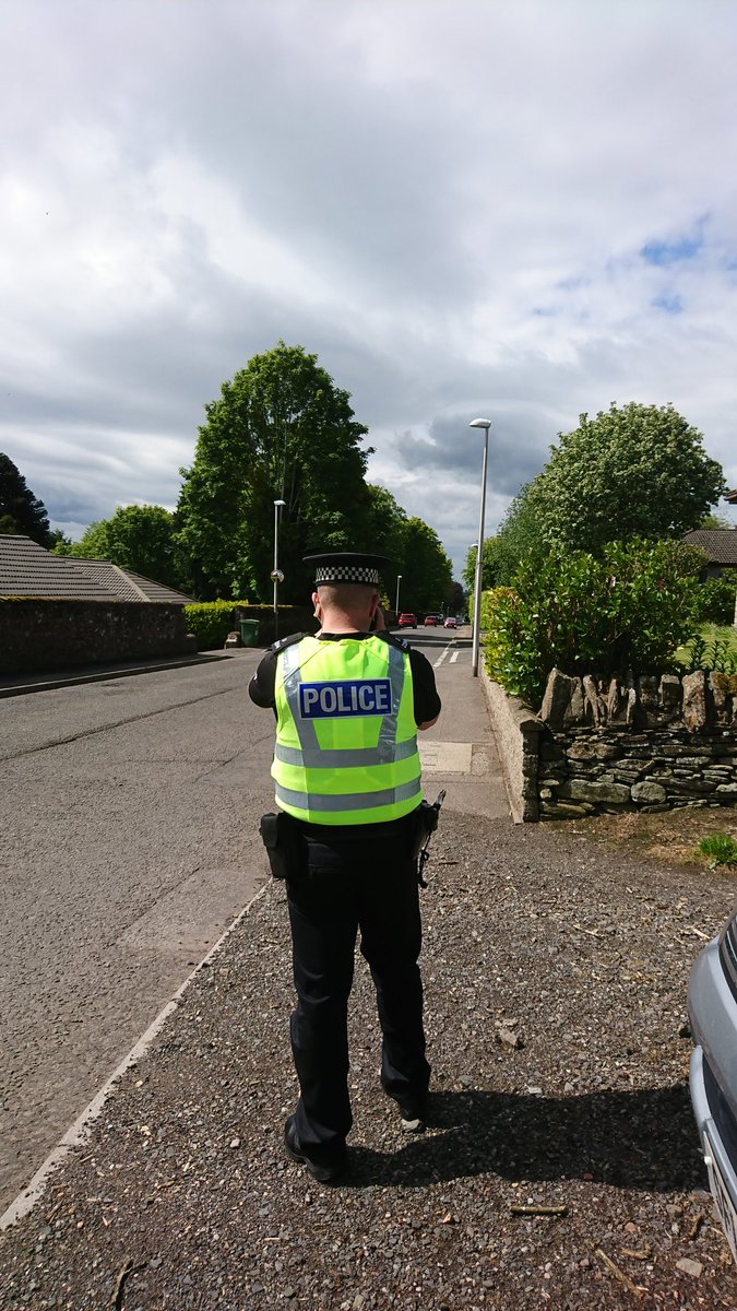 NWAngusRuralPC's tweet photo. @KirriePC and myself carried out speed checks in Kirriemuir this morning. One driver warned regarding their speed. https://t.co/mlePn5w23z
