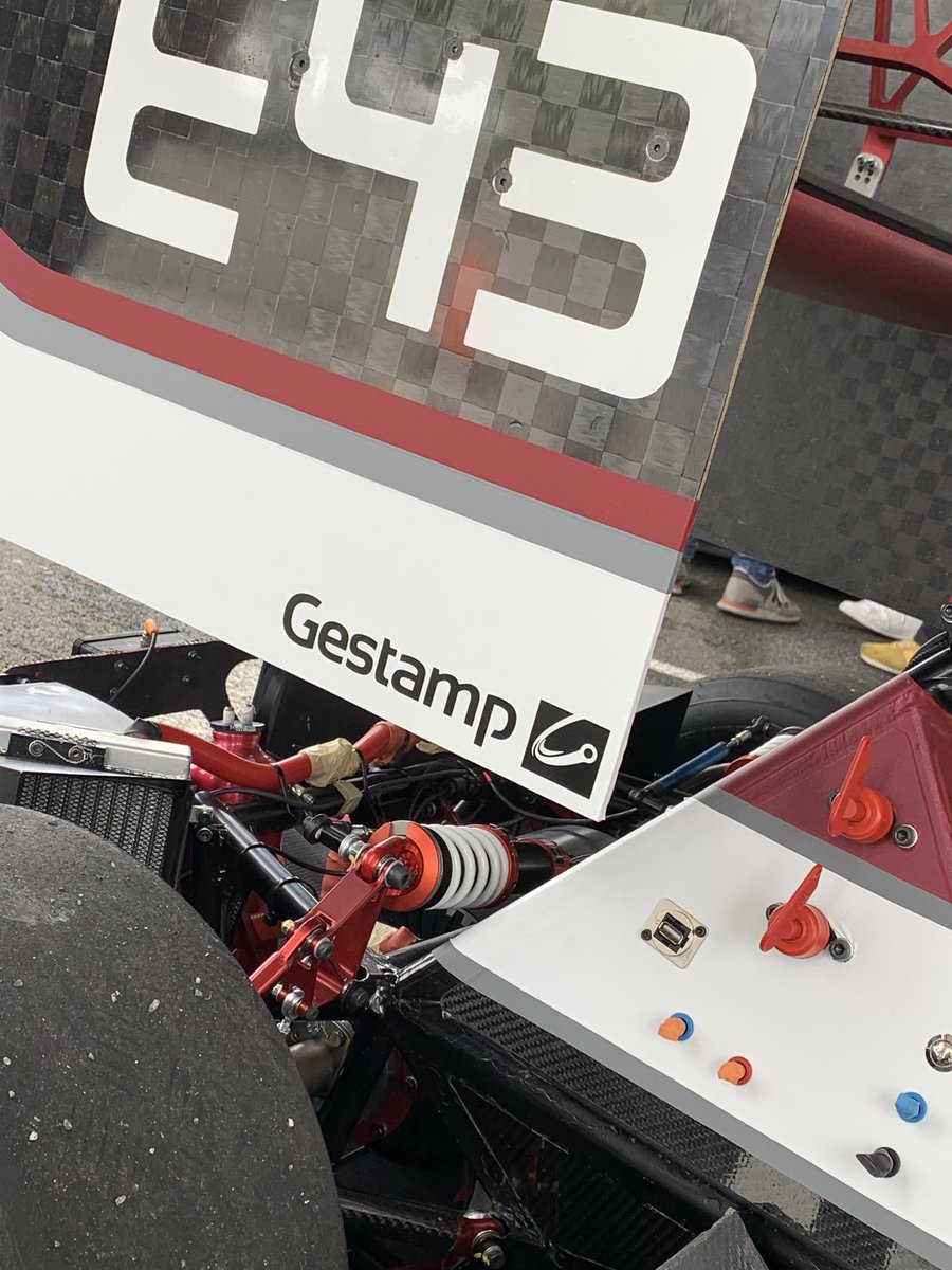 gestamp_es's tweet image. Desde #Gestamp, ¡gracias a todos por ser parte del equipo #FormulaStudentGestamp 🏎! 

🏁 ¡A por esta nueva temporada #FormulaStudent!

#FSS2019 #FS2019