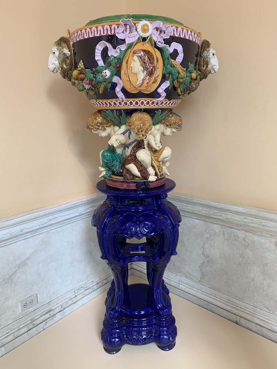 Assassin451269's tweet photo. At The Walters Art Museum looking at some great designs and sculptures @VisualArts_NHS #NHSartprogramrocks https://t.co/aPB1RNZUgE