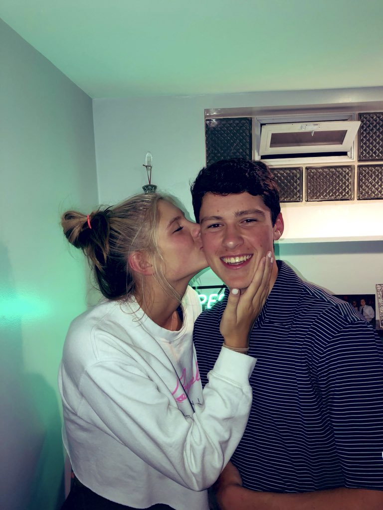 MollyNeitzel's tweet photo. Oh no it’s the birthday boy♡ I hope your day RÒÇKŠ!!:) thx for constantly messin with me and makin me smile😝can’t wait to celebrate tonight.... I luv u to the moon and back♥‿♥ @jimmyriley0 oh and happy 7😊 YOU ARE THE BEST;) #heyyyyyyyyy #GoT #froggy #onedayolder #doof https://t.co/c0YyGO4Lsf