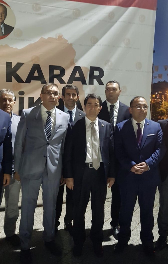 ifarukaksu's tweet photo. Beylikdüzü ilçe başkanlığımızın düzenlediği iftar programına MYK üyemiz @doguzorlu ilçe başkanımız @AhmetAliAYDIN1 il yöneticilerimiz ve belediye meclis üyelerimizle katıldık. Sağduyunun birlikteliği Cumhur ittifakı. https://t.co/9lEETDBE18