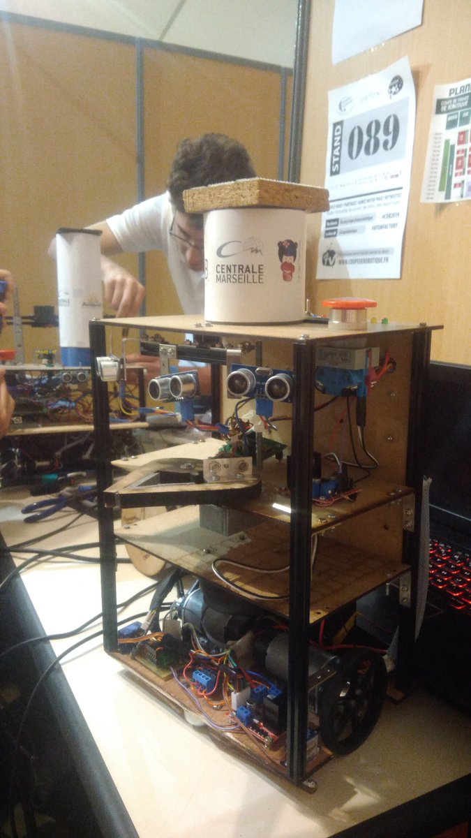 [Homologation]
Notre 1er robot a pu étre homologué il y a une heure et pour le 2eme ça ne saurait tarder 😍 #CDR2019 #ATOMFACTORY
➡️Suivez-nous sur Facebook et Instagram 🔥
