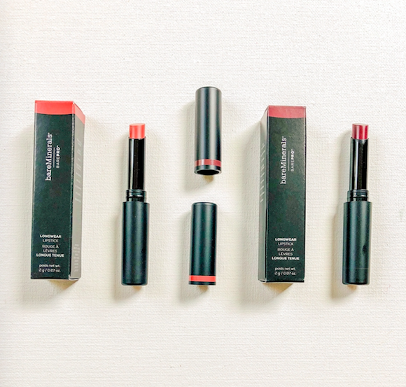 davelackie's tweet photo. Today's luxe beauty giveaway is from bareMinerals. I'm giving away this pair of Longwear Lipsticks in shades "raisin" and "spice"! To enter, follow @davelackie &amp; RT https://t.co/5fs3YORg4j
