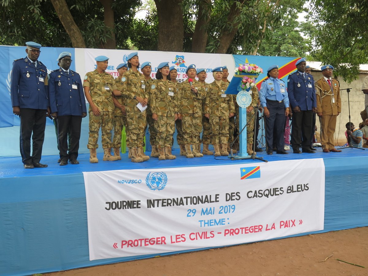 Lacroix_UN's tweet image. Je souhaite une merveilleuse journée internationale des Casques bleus à tout le personnel @UNPeacekeeping ainsi qu'à tous nos partenaires ! Aujourd’hui, nous célébrons votre dévouement, votre courage, votre professionnalisme et vos sacrifices au nom de la paix. #PKDay