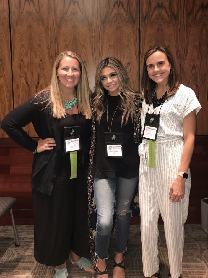 MsDoucetteRBPS's tweet photo. Proud to attend my colleagues’ workshop at the NJTESOL Conference. They presented to a packed house - standing room only! @njtesol_njbe #njtesolbe This is just one of the many reasons why #RBBisBIA @missalyss714 @mrslakata @rbpsEAGLES https://t.co/ag21GJGy7w