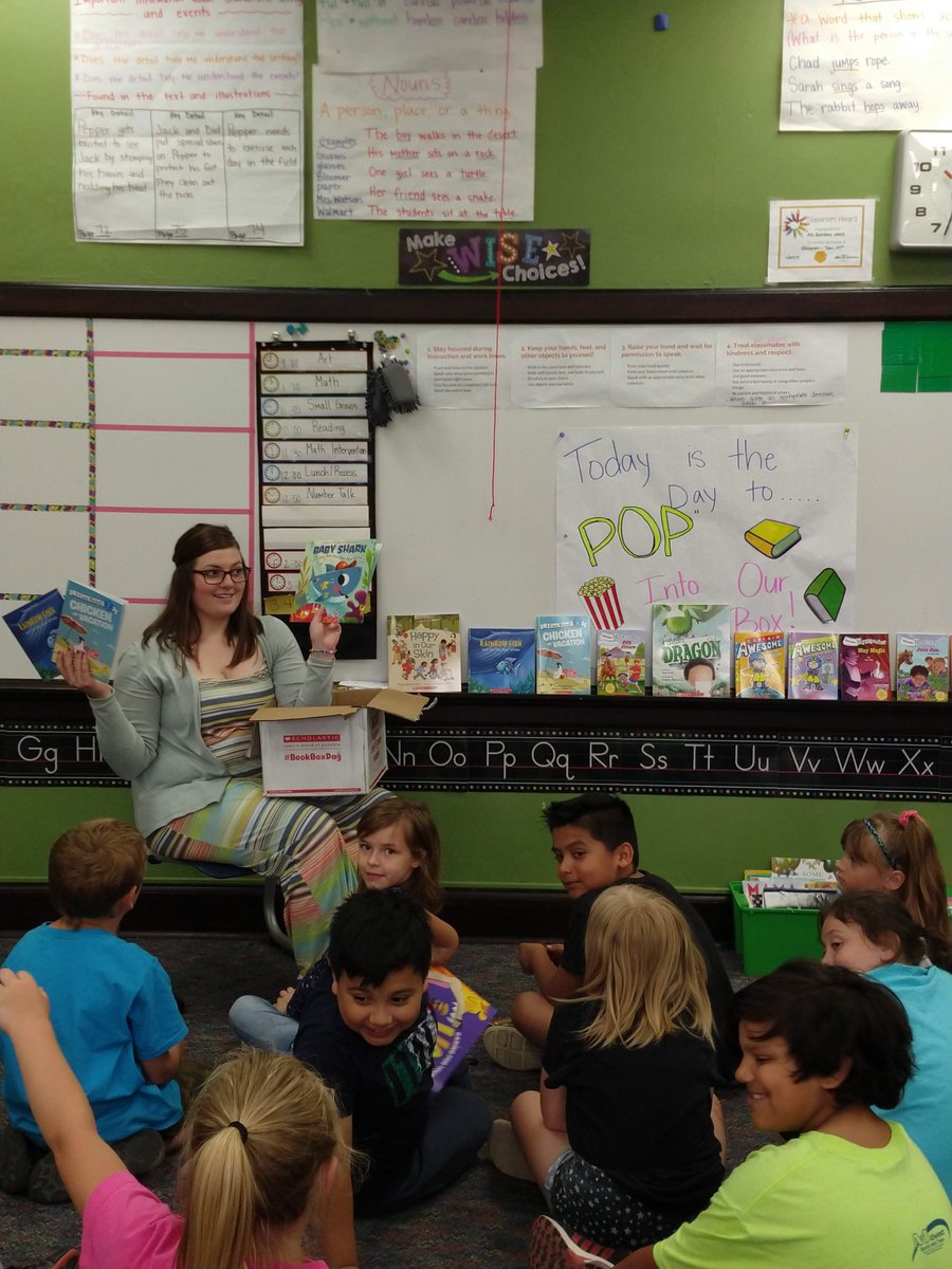 julie_danker's tweet photo. We loved having visitors from @BookTrustUSA stop by for our Book Box opening today!  #FeedTheRead
  @UnitedWayOmaha @BloomerElmCB @CBCommSchools https://t.co/h9X3ECb7nO