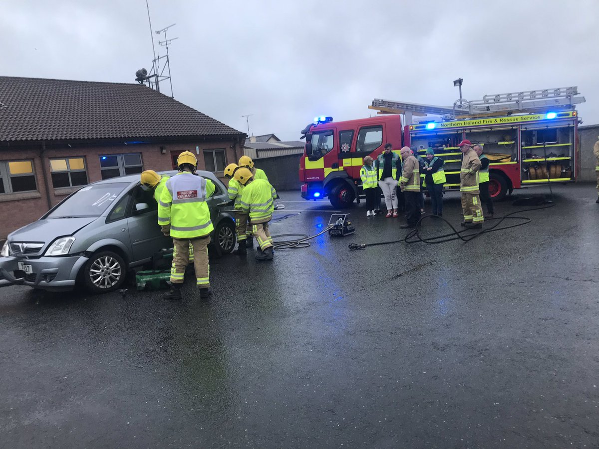 A massive Thank-You to Crossmaglen Fire and Rescue Service who hosted the group this evening. 
It was really interesting to get an insight into the work that you guys do especially in regards to RTC. 
We all learnt a lot tonight and have further enhanced our skill set. #cfr